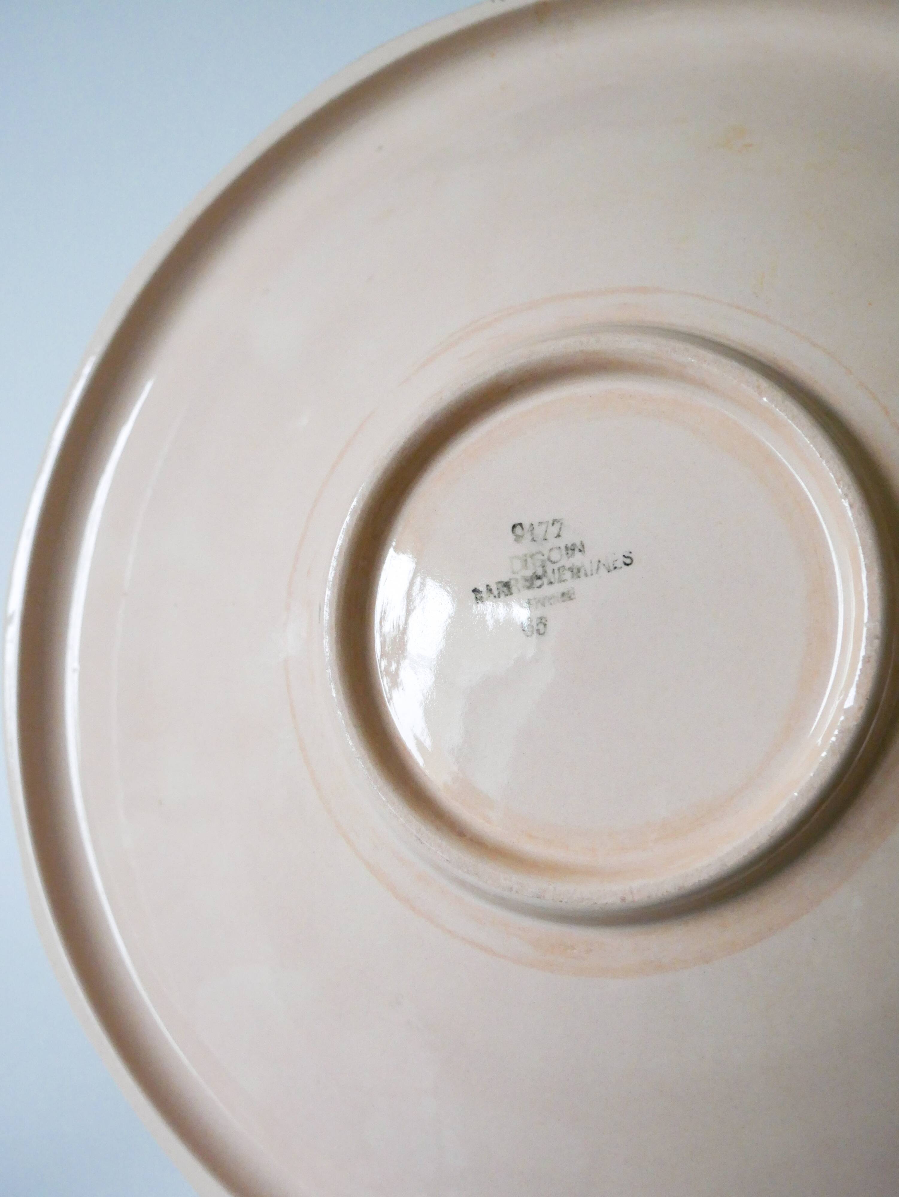 Large Digoin Sarreguemines hollow dish, flowering roses, 1950