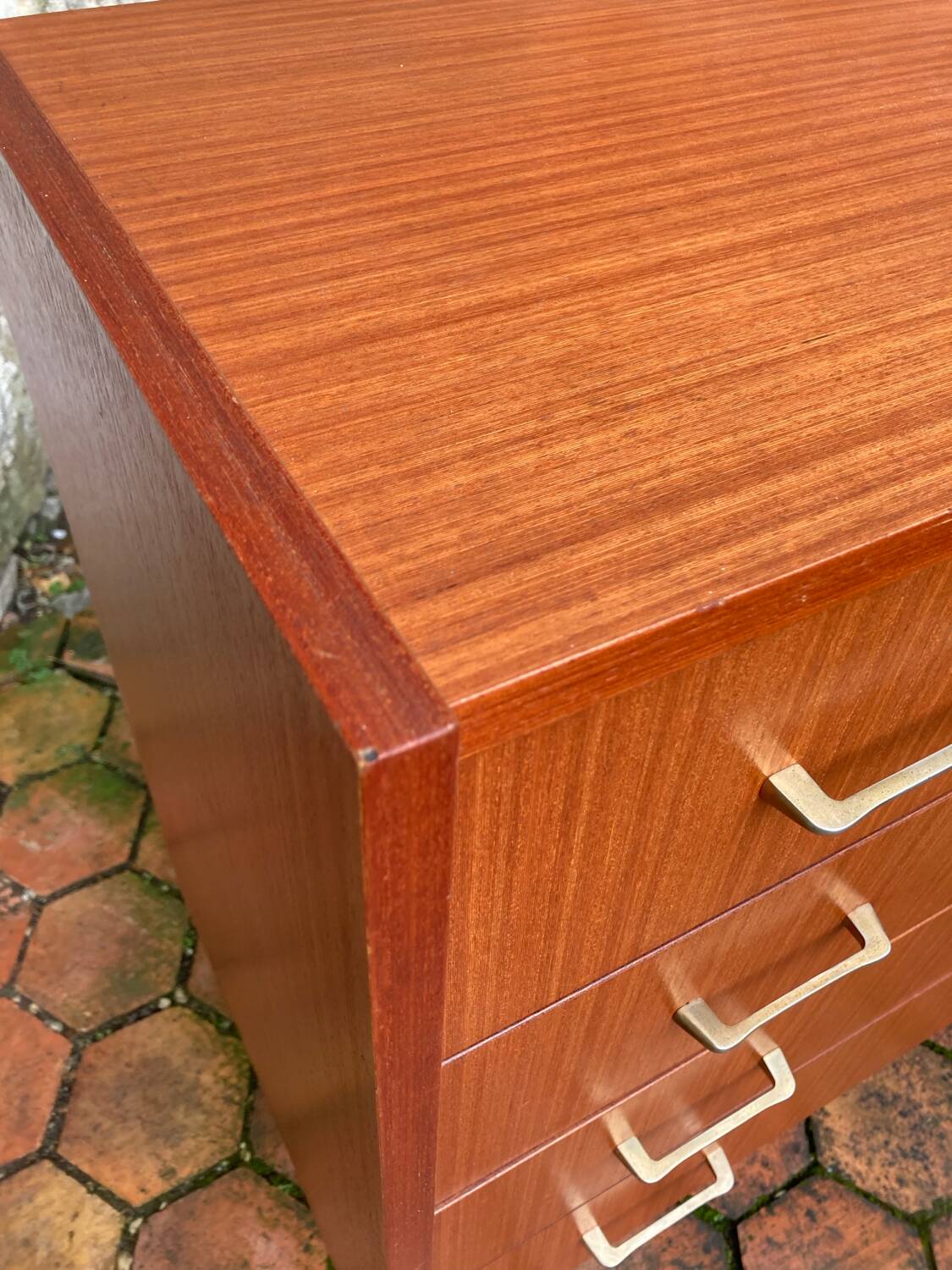 Vintage 1960s chest of drawers