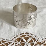 Solid silver napkin ring with Iris Art Nouveau decor