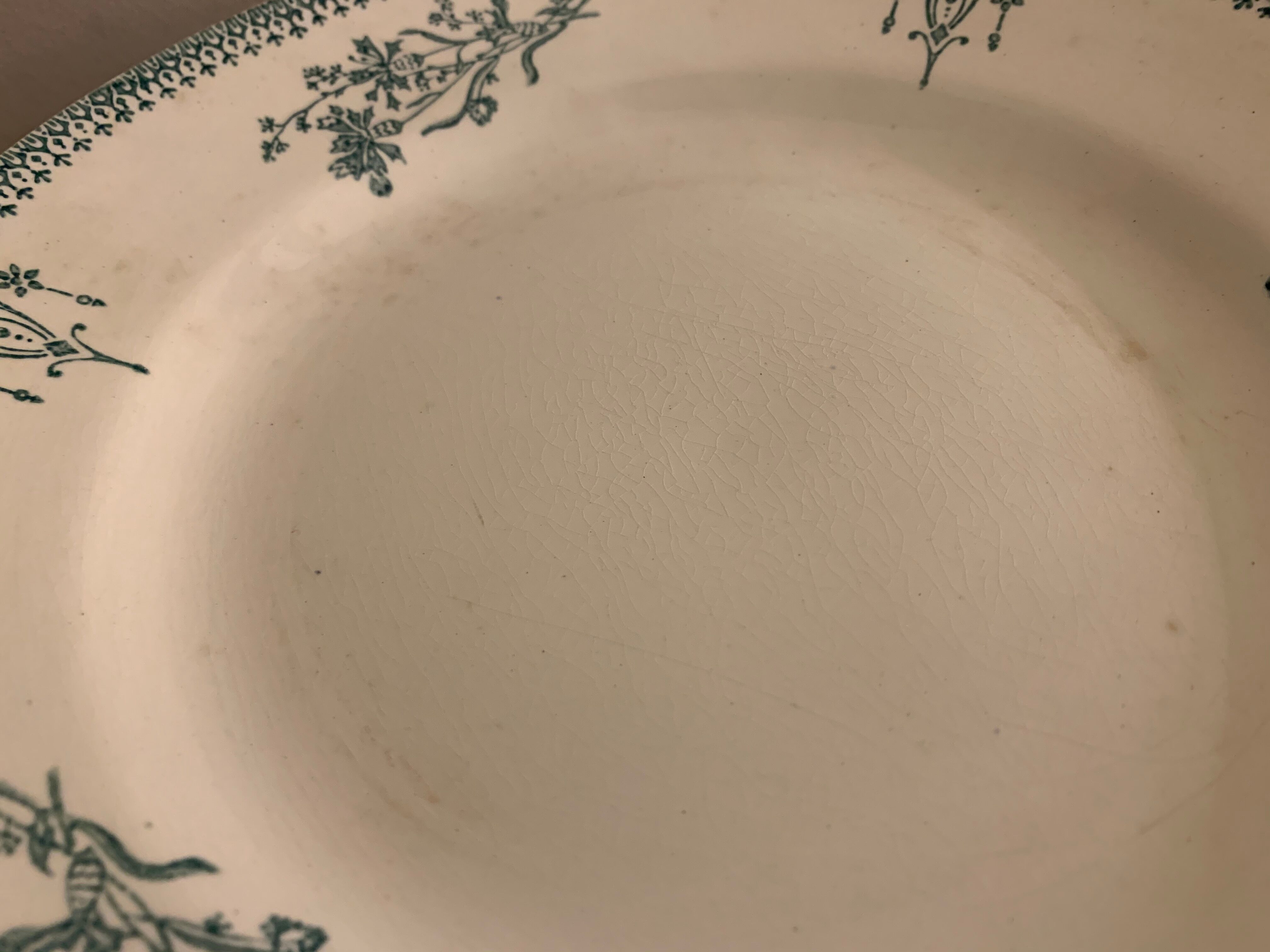 10 dessert plates and Art Deco green Saint Amand serving dish