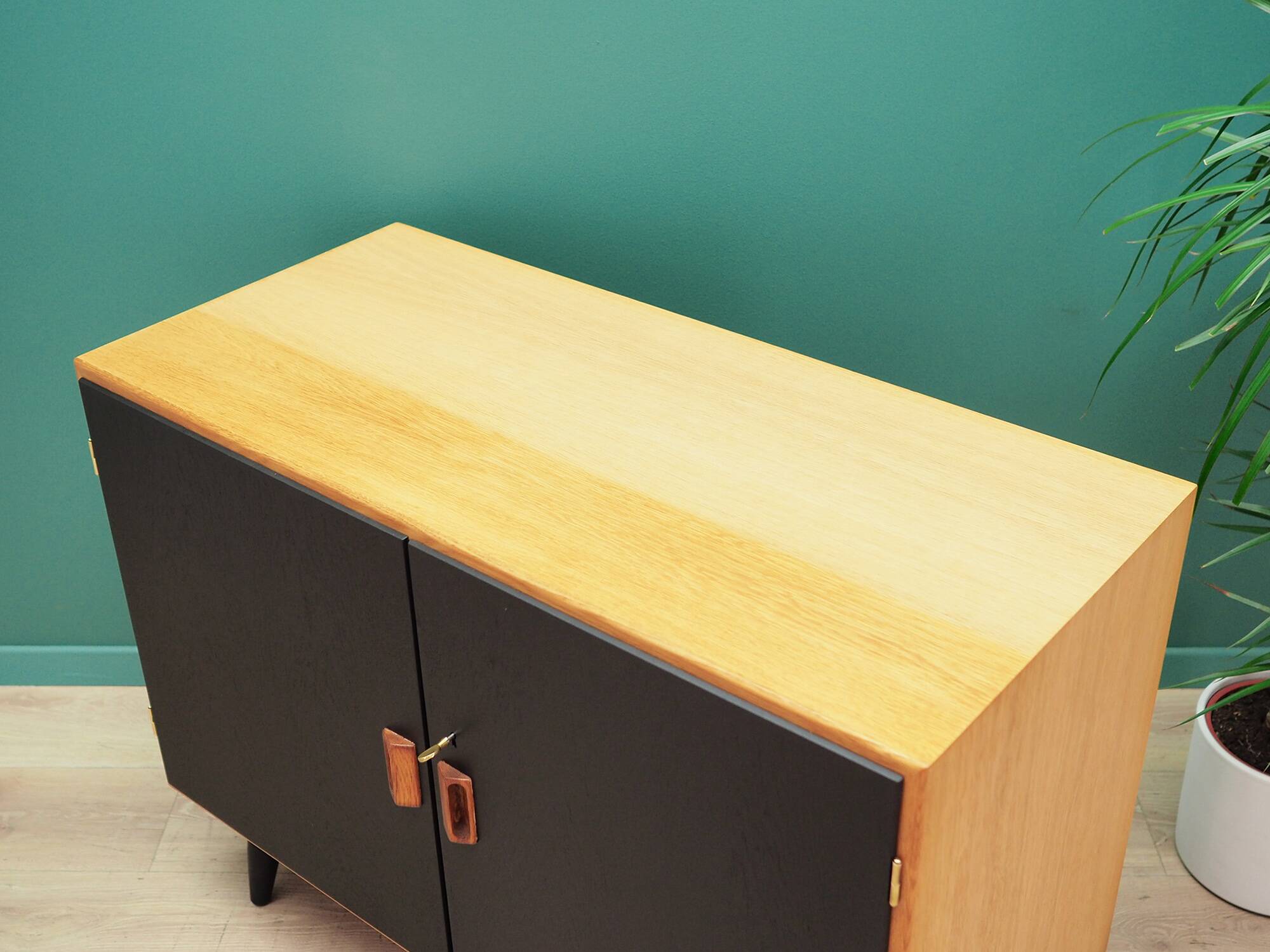 Ash cabinet, Danish design, 1970s, manufacturer: Søborg