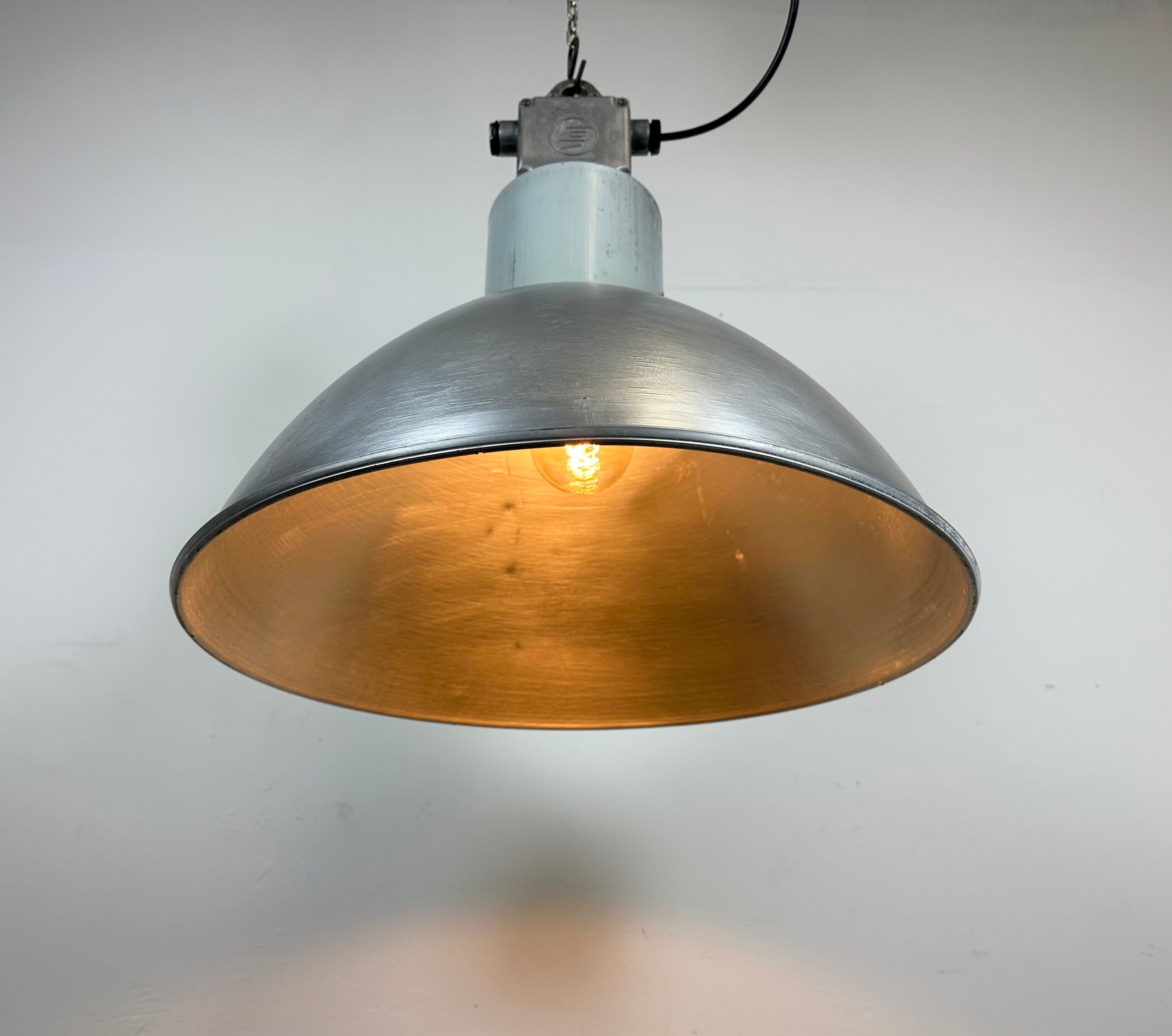 Industrial aluminium pendant light from Elektrosvit, 1960s