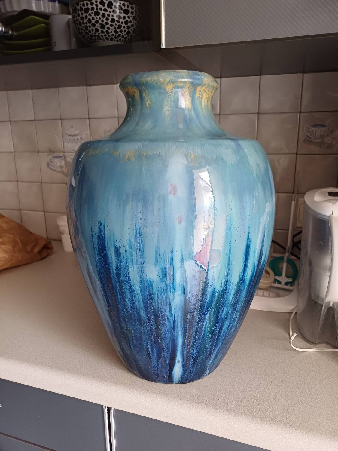 Blue flamed stoneware vase, Pierrefonds, 1915-1925