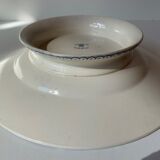 Plate on heel cut on ground of iron ground decoration parakeet bird