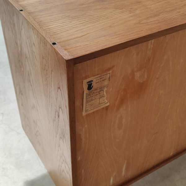 Buffet U458 jaune par Jiri Jiroutek pour Interier Praha 1960