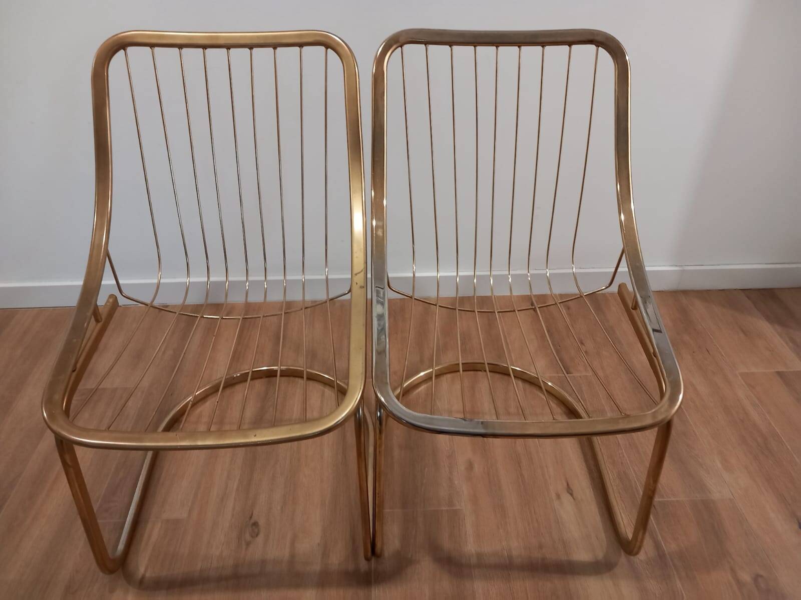 Une paire de chaises Italie années 1970