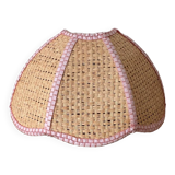 Flower applique in raffia and pink fabrics