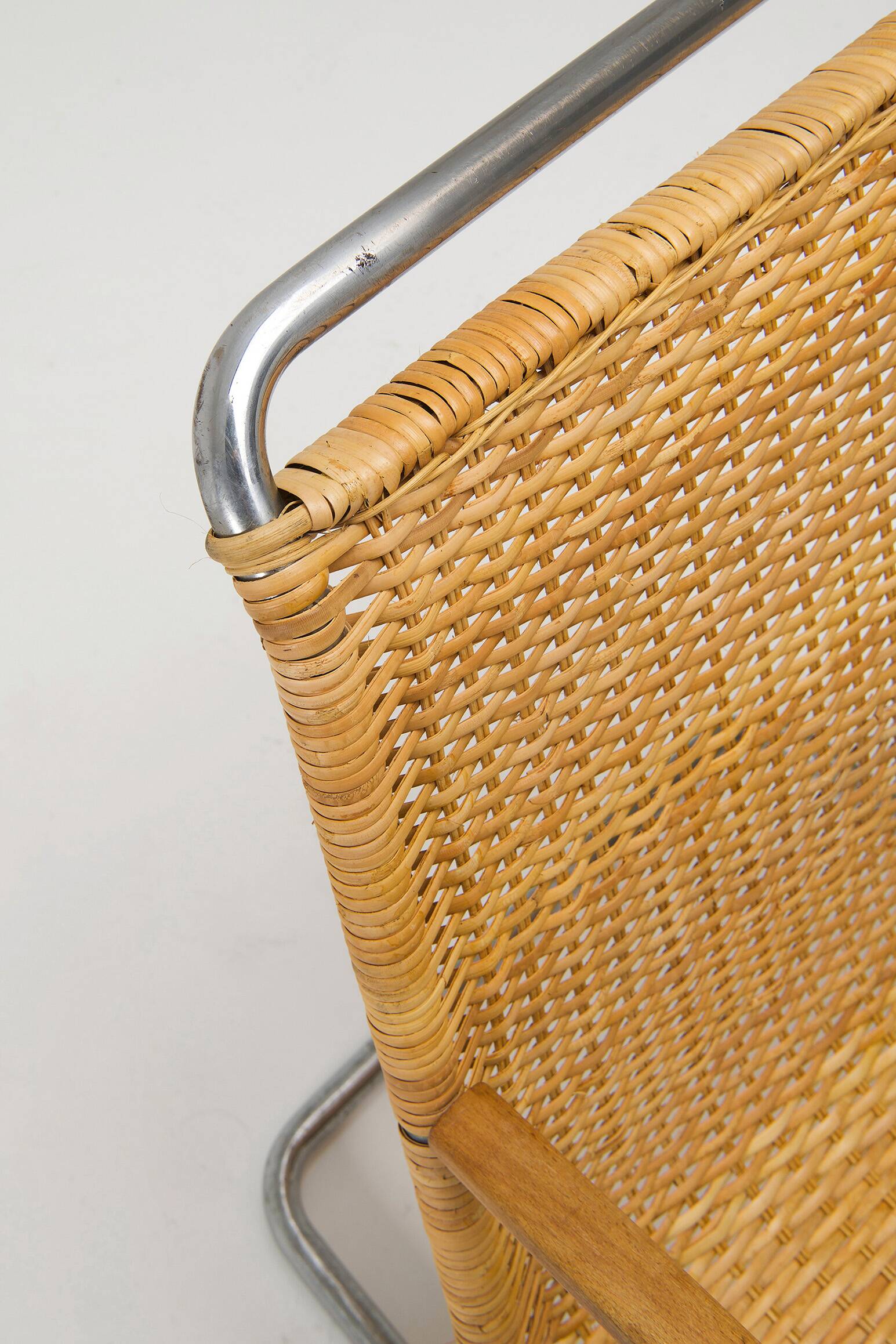 Tubular Cantilever Lounge Chair - Bas van Pelt