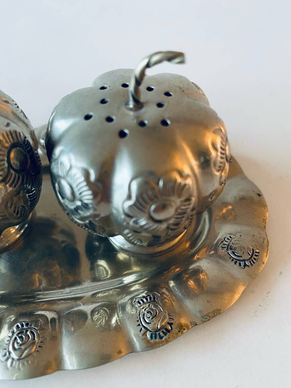 Silver salt and pepper shaker duo