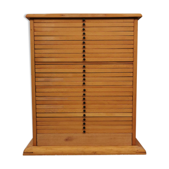 Meuble de métier, 26 tiroirs
