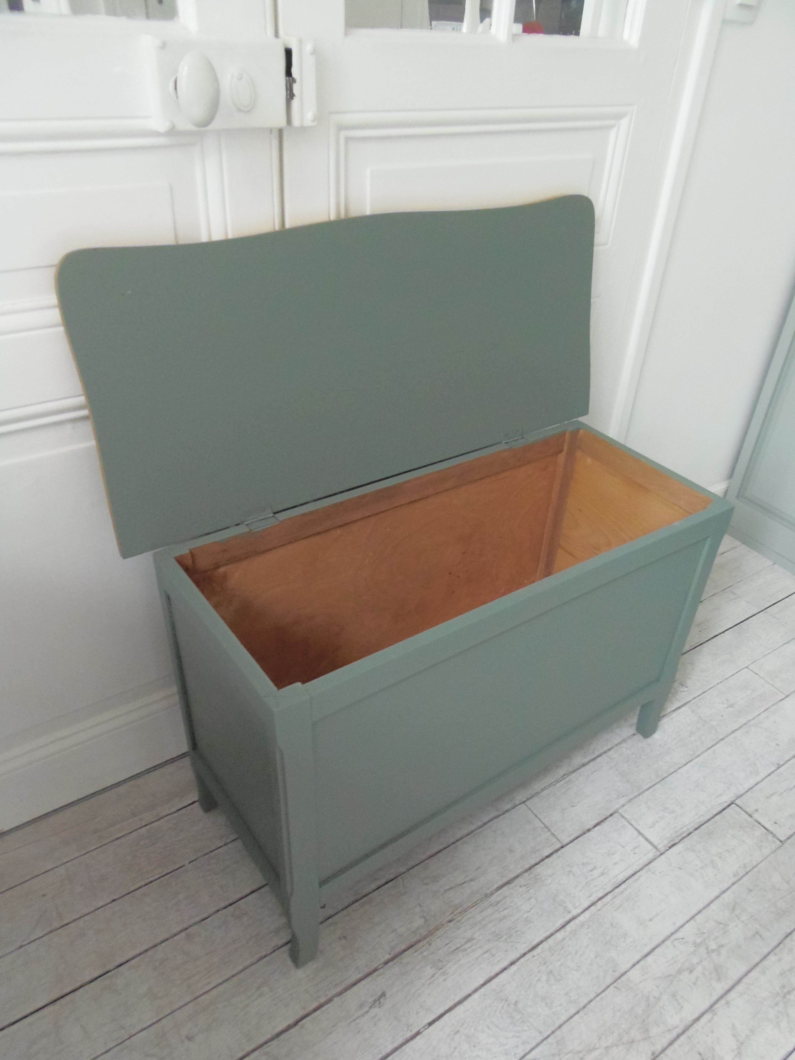 Vintage toy chest green of gray waxed finish, waxed top medium oak.