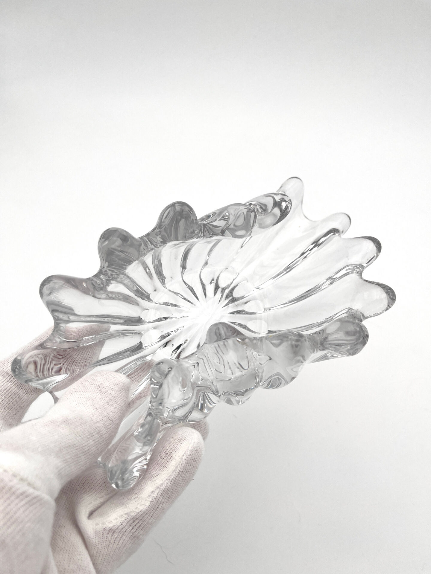 Ouraline Coupe Blown Glass Bohemia Shell Sculpture 1950