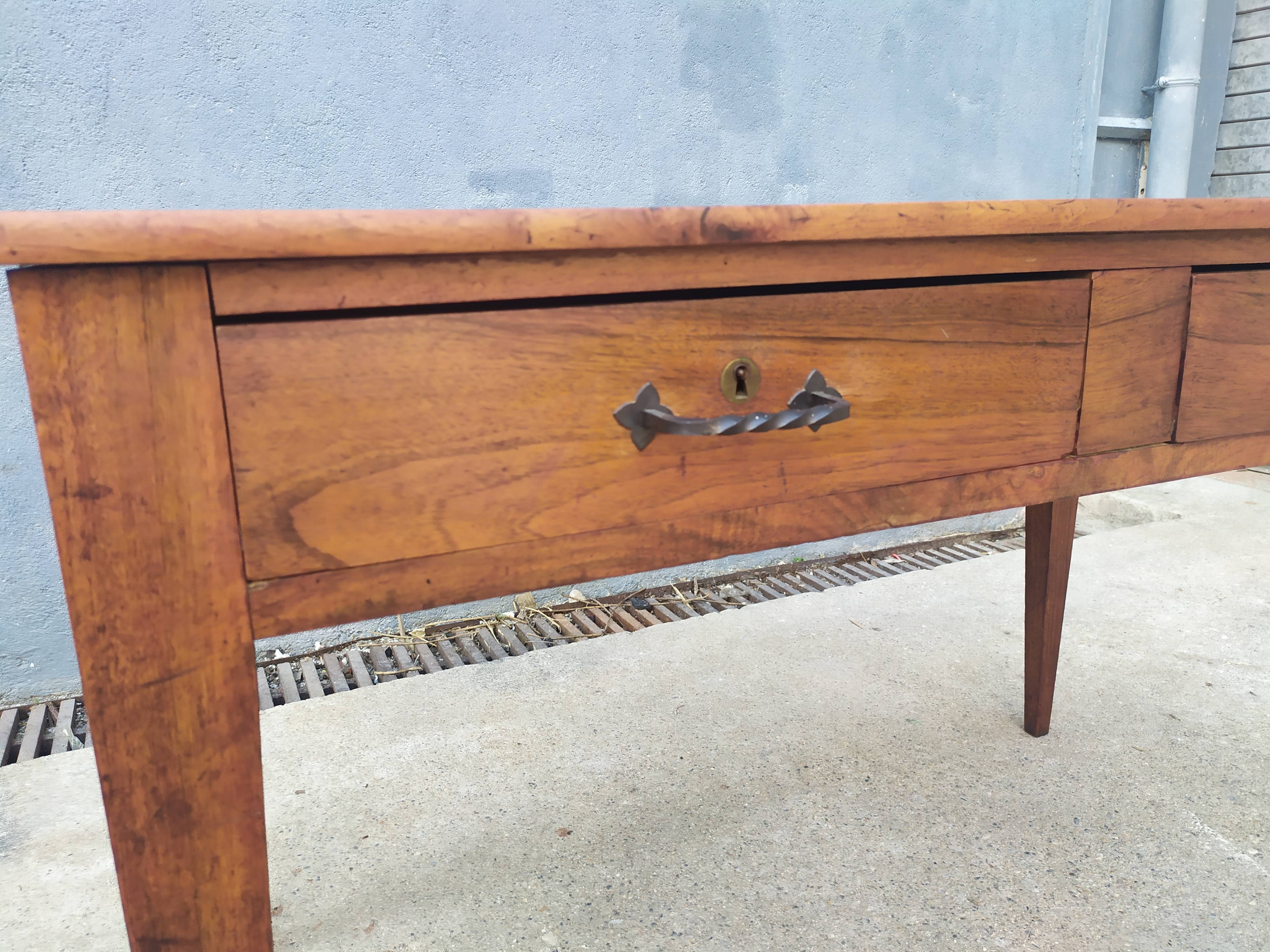 Table de ferme