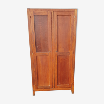 Armoire vintage