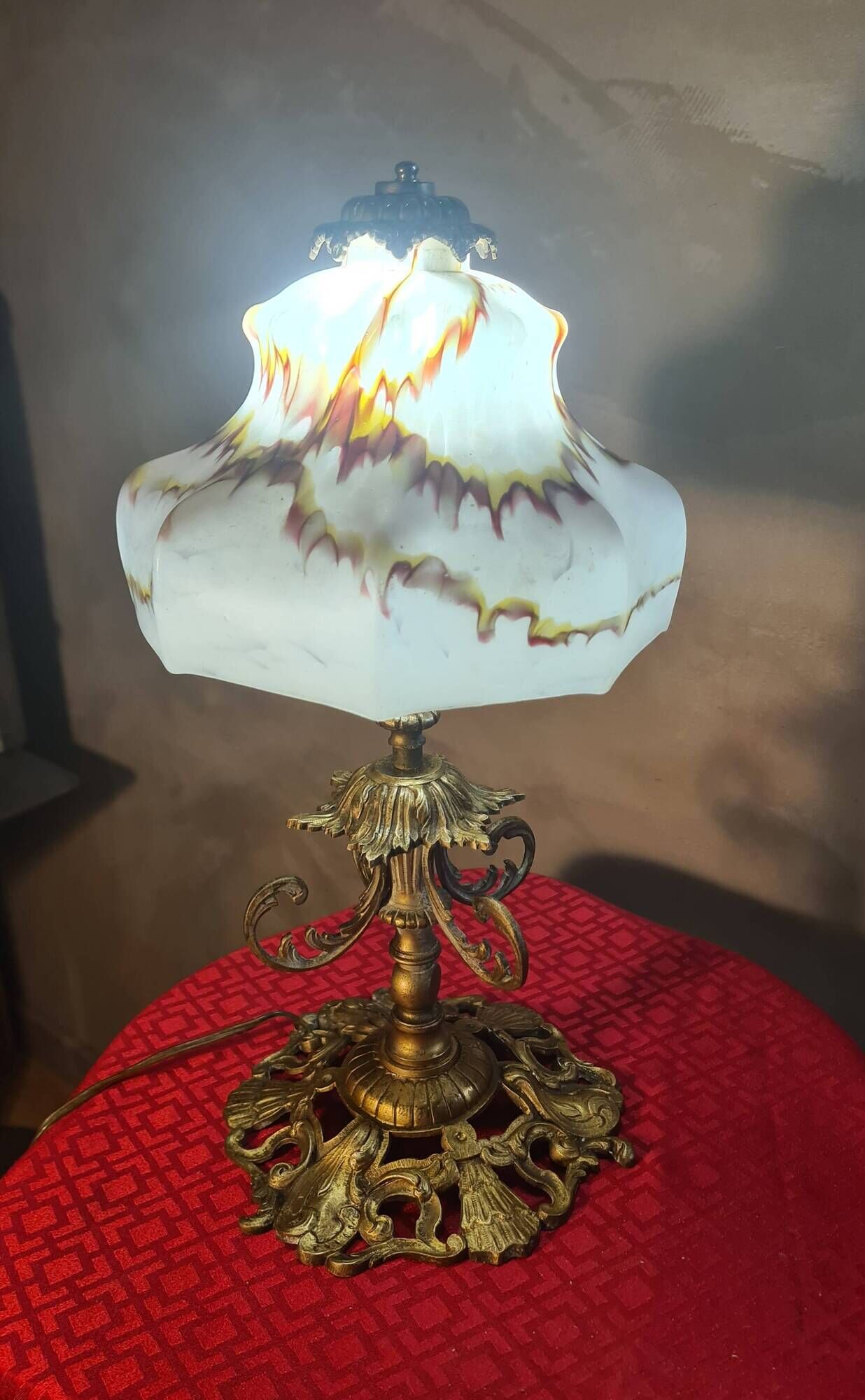 lampe bronze ciseler art nouveau abat jour opaline ancienne 44x23