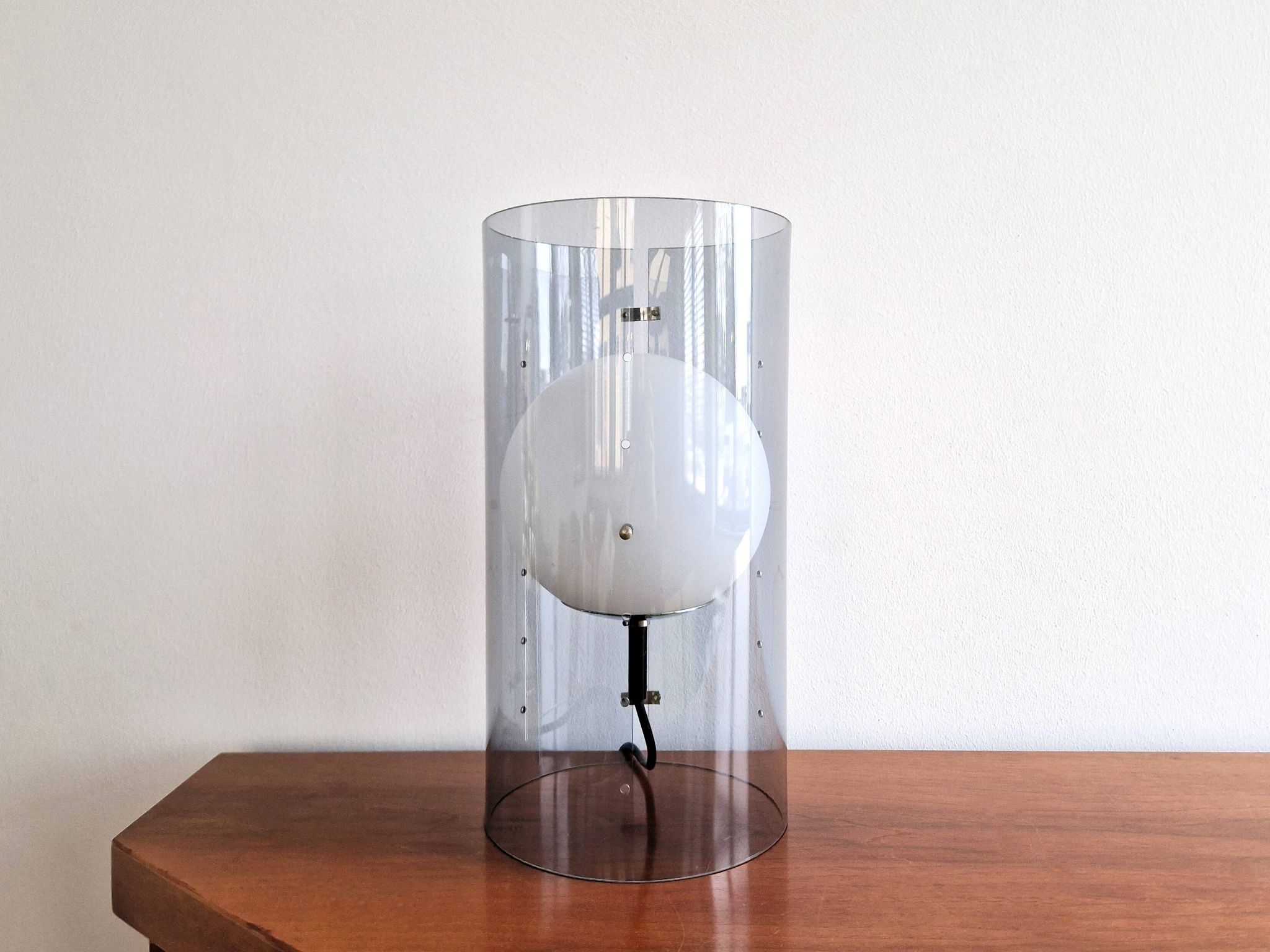 Model D-2045 Cylindrical table lamp with globe for Raak Amsterdam, The Netherlands 1960's