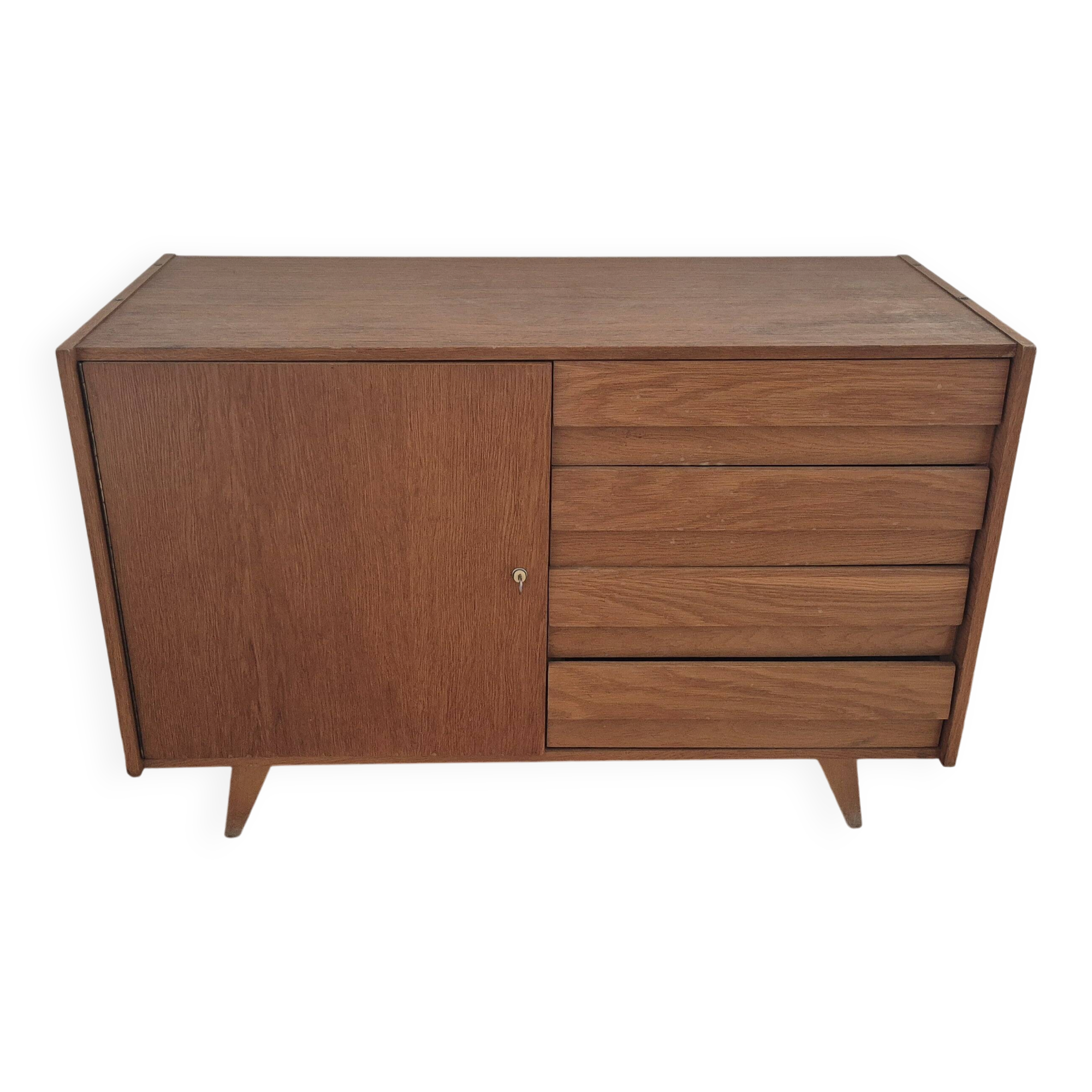 Commode Jiri Jiroutek