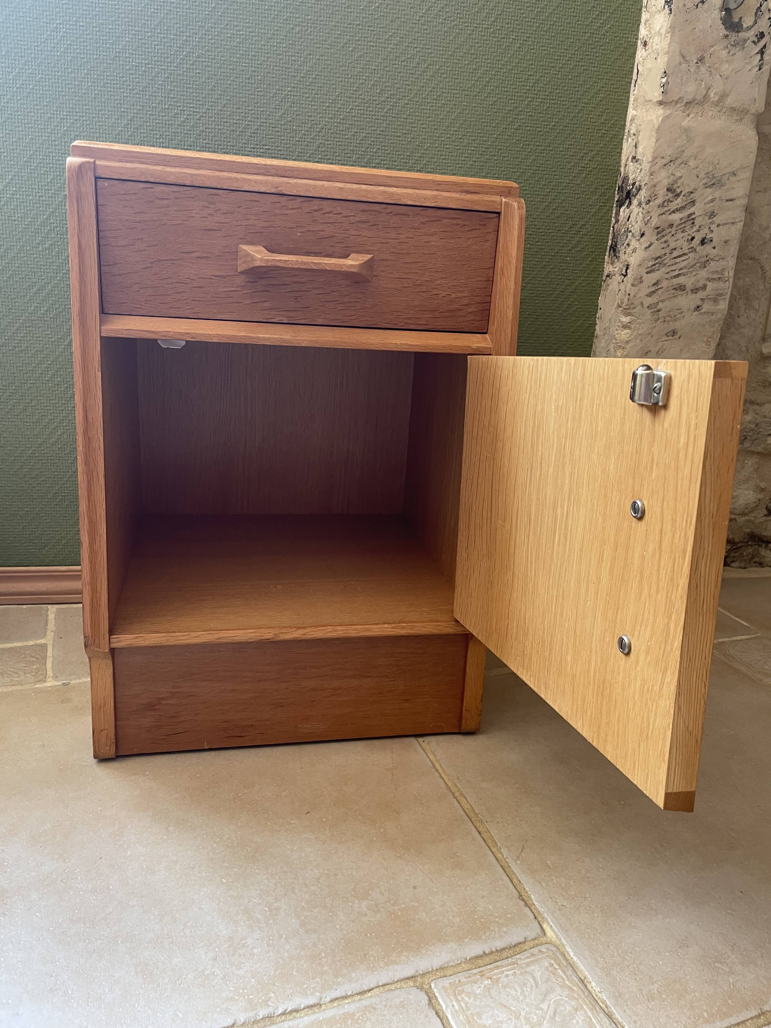 Table de chevet G-Plan