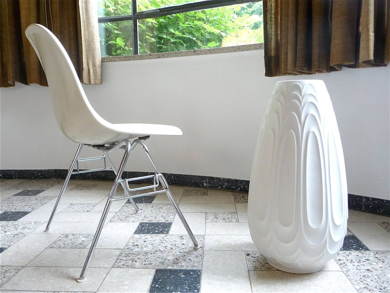 Large porcelain floor vase with relief by H&C Heinrich, West-Germany 1960s
