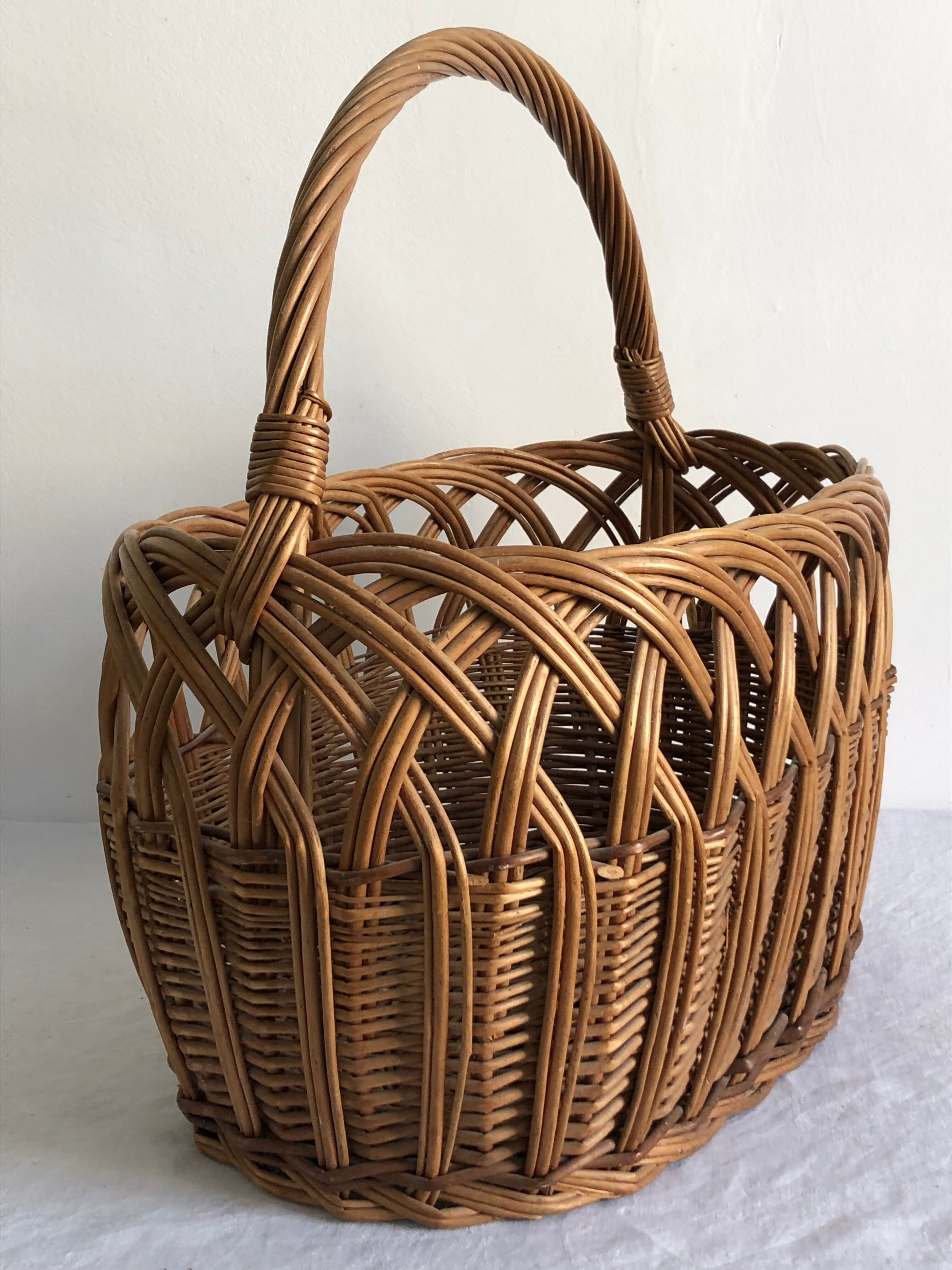 Braided wicker basket