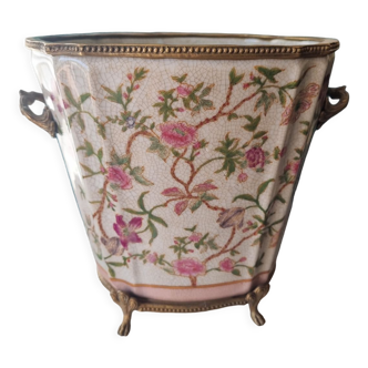 Cache pot