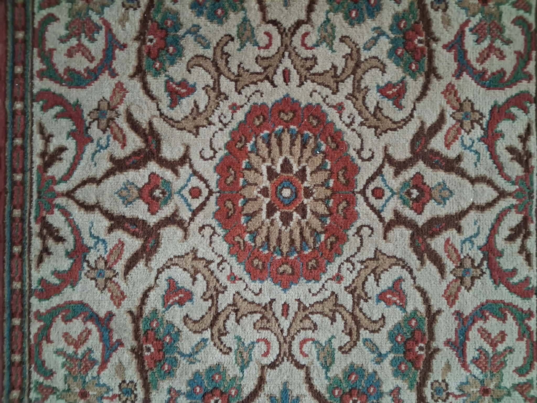 Oriental style rug 160x91cm