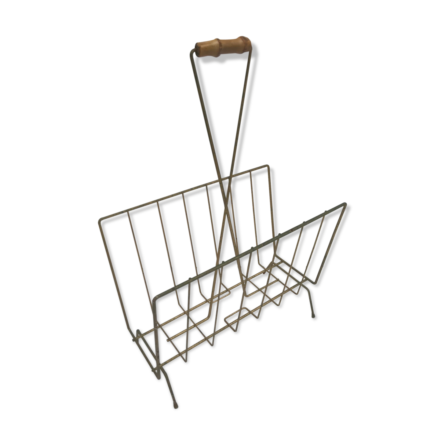 Magazine holder in golden metal and its handle is in bamboo, 1960 vintage