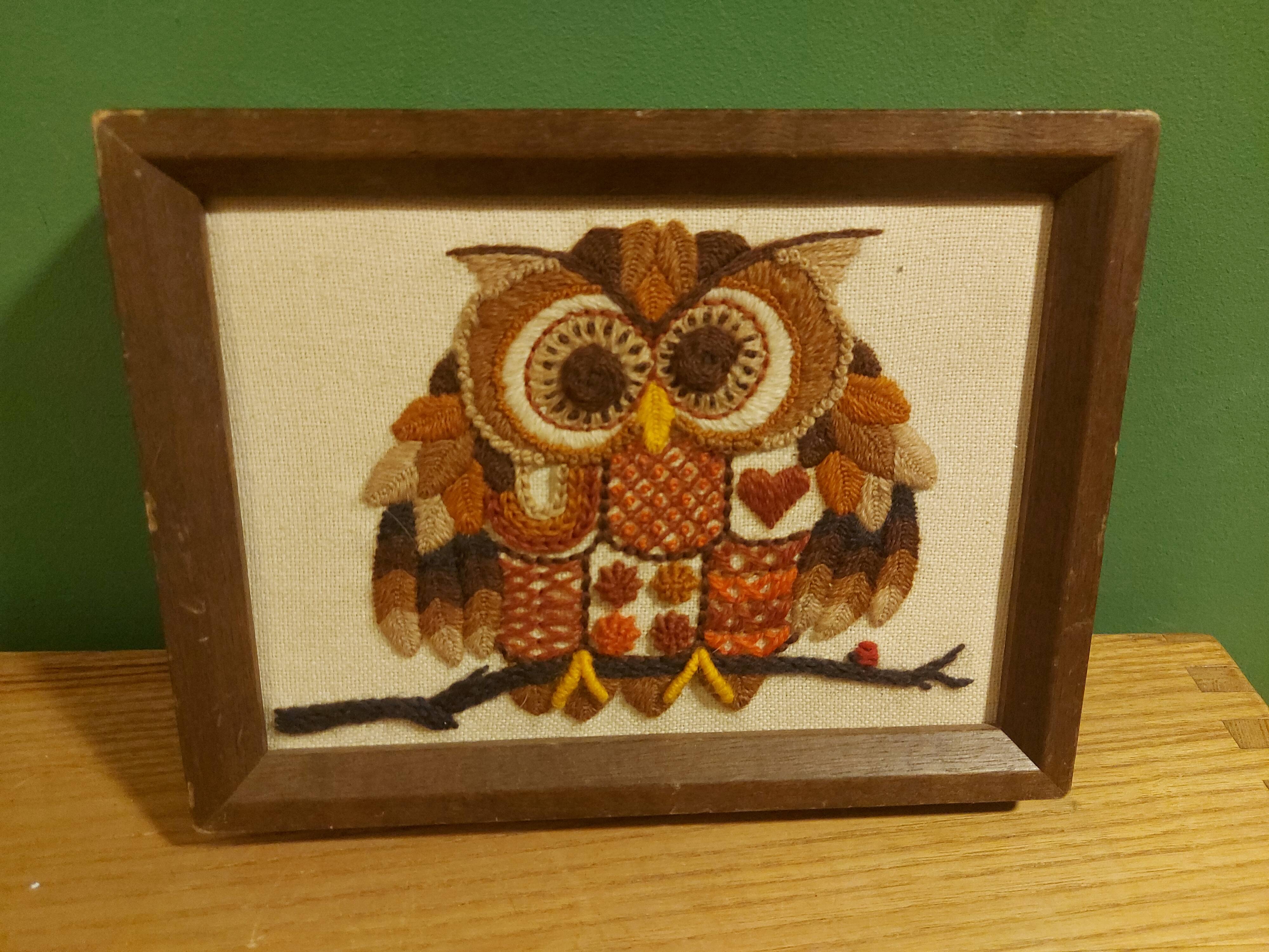Tapestry decor of vintage owl 70'S, Sunset design