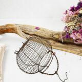 Wire salad spinner basket