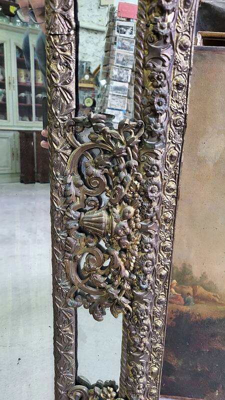 ANCIENT MIRROR WITH PARCLOSES FROM THE NAPOLEON III ERA