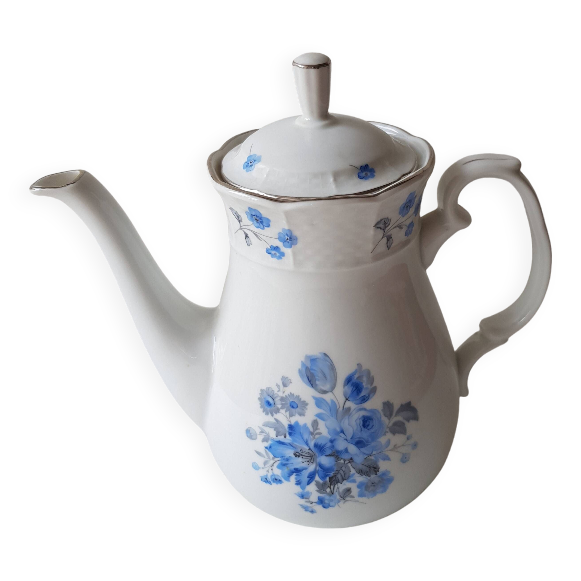 Blue floral teapot in fine bohemian porcelain signed TK Thun