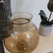 Vase rond en verre fumé motif étoile