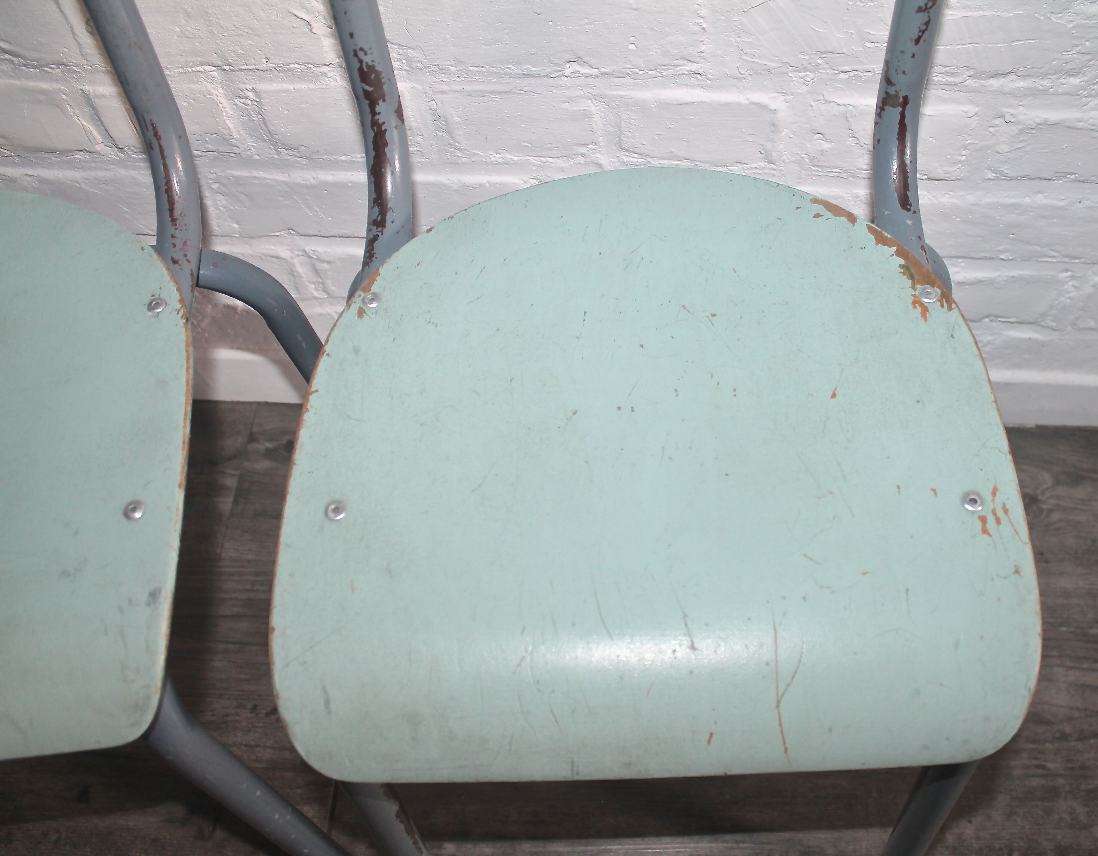 2  chairs