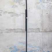 Lampada da terra postmoderna "Mira" di Mario Arnaboldi per Programmaluce 1983