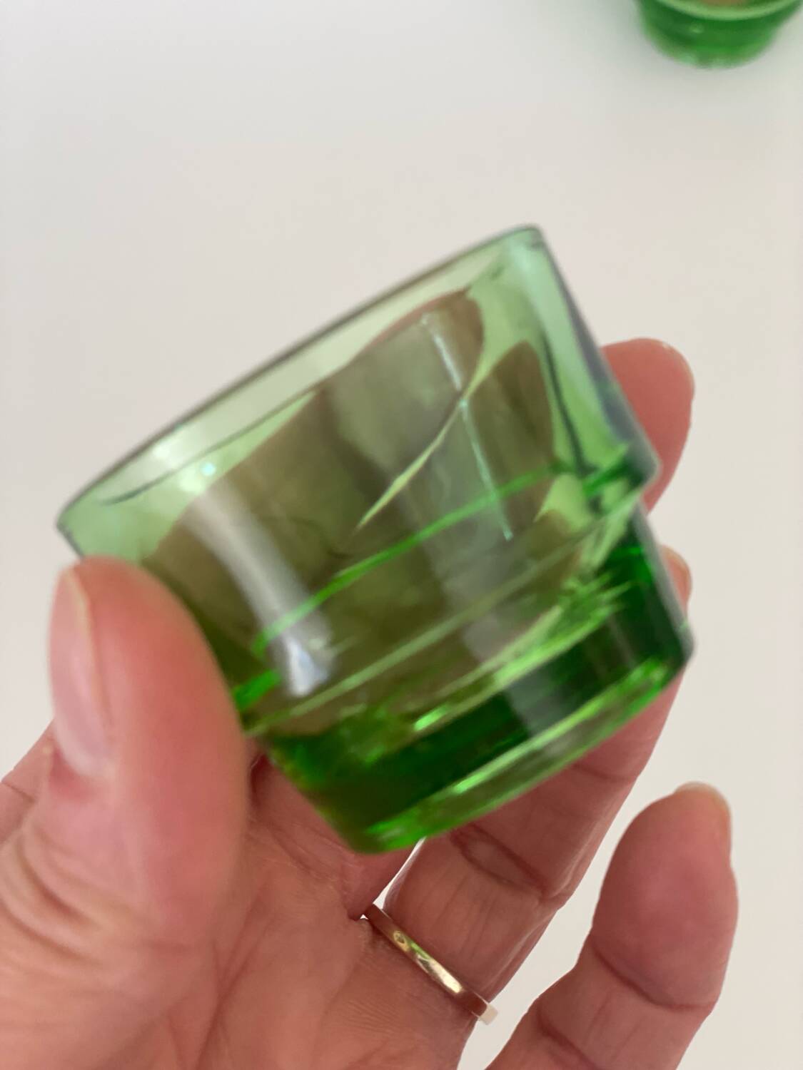 6 egg cups, green glass digestif glasses Lever.