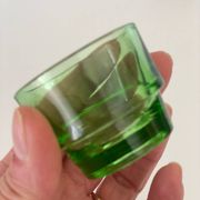 6 coquetiers verres à digestif Lever en verre vert