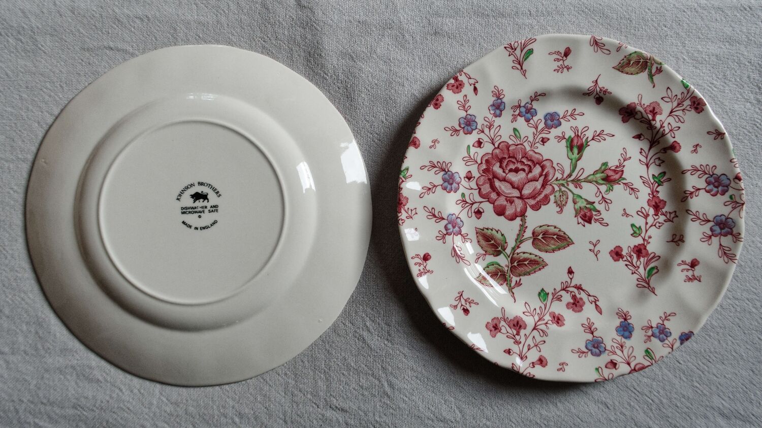 Lot 6 dessert plates Johnson Brothers Rose Chintz series