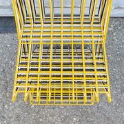 Chaises empilables en fer brutaliste Italie 70s