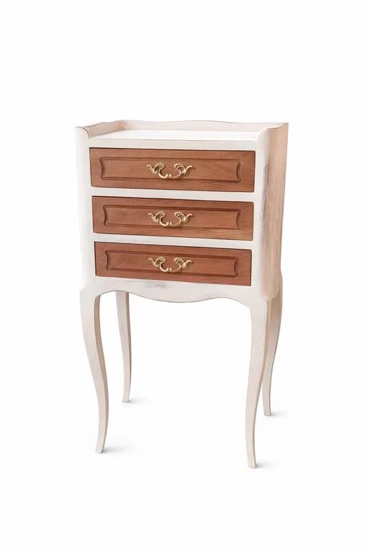 Nightstand with 3 drawers, white patina.