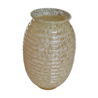 Vase en verre moucheté, années 50