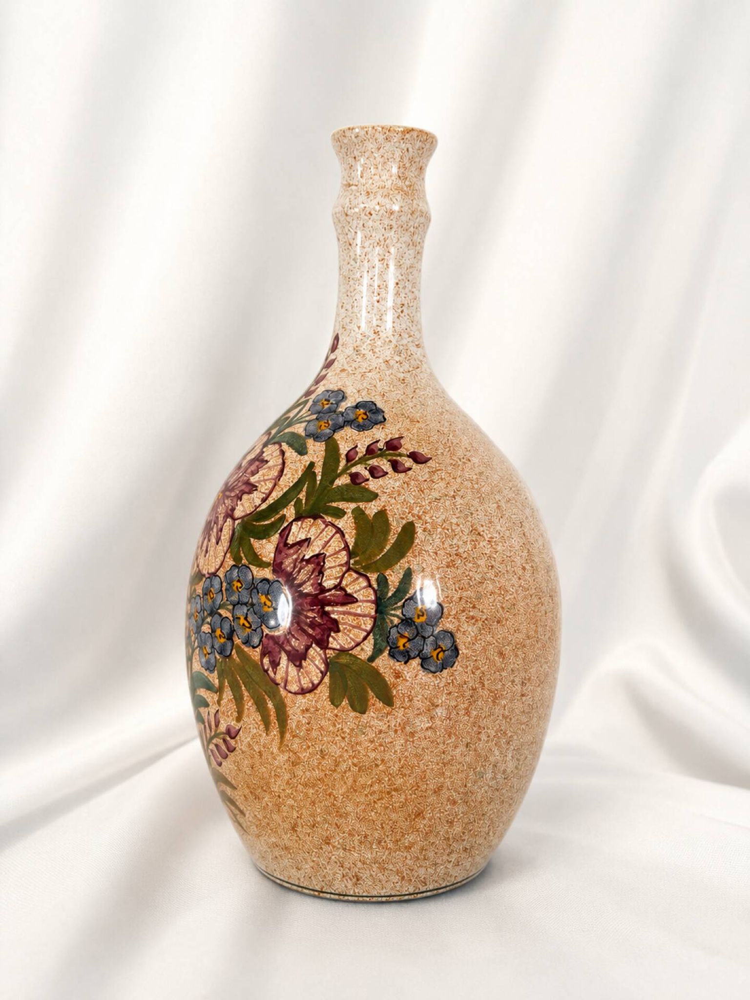 Magnificent vintage vase signed Simon-D – Glazed ceramic with floral decoration.