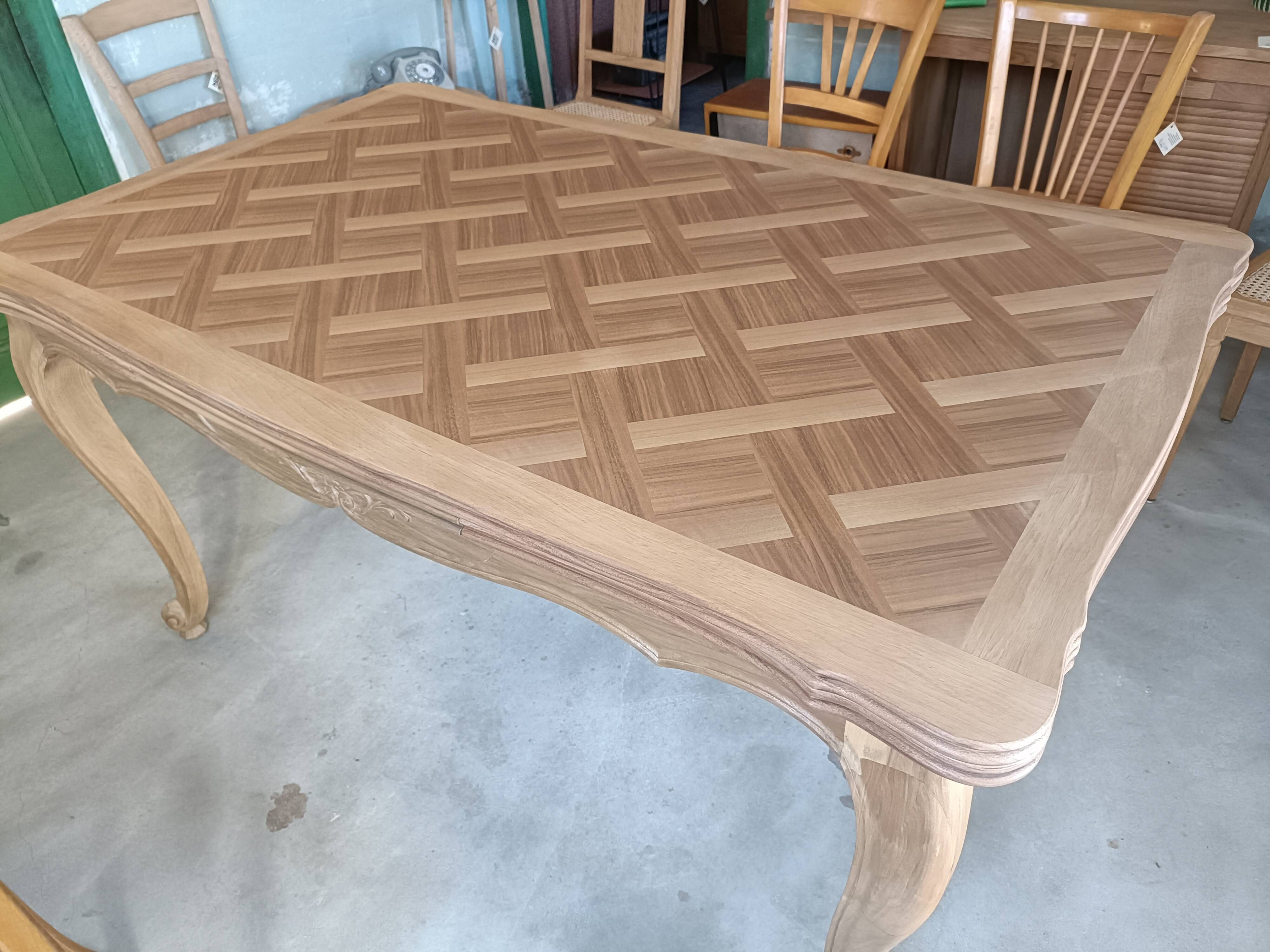 Table à manger Louis XV rénovée