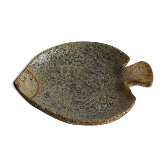 Fish shaped stoneware serving dish