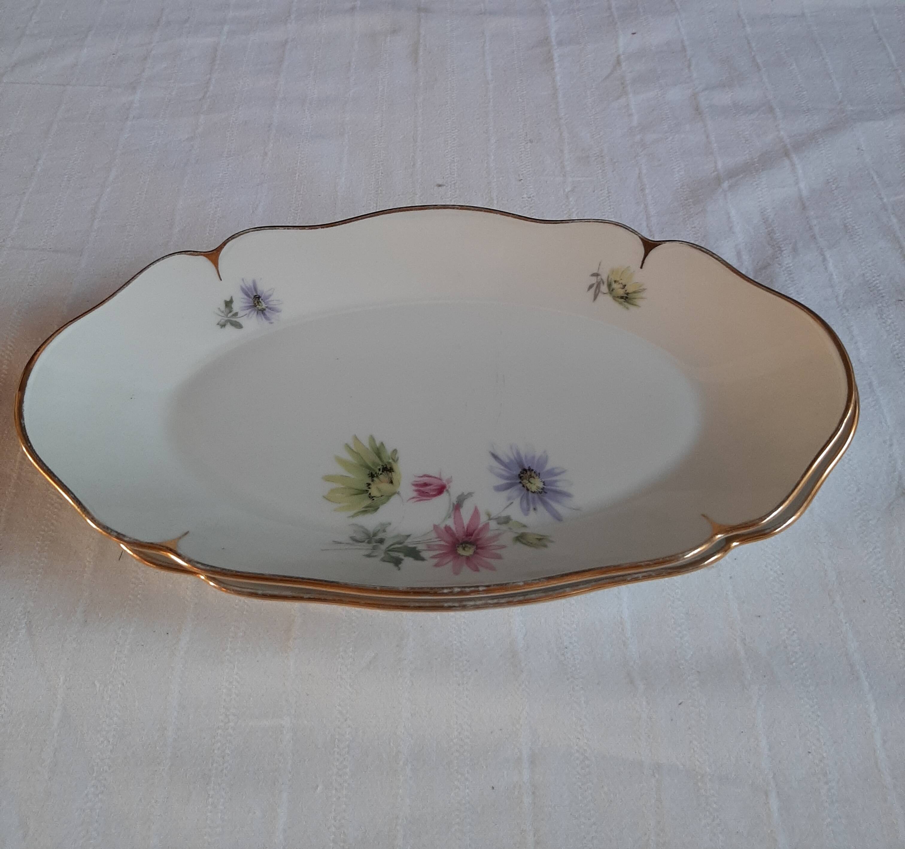 Set of 2 relish dishes