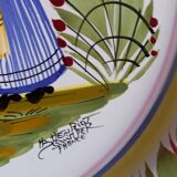 Regional décor plate