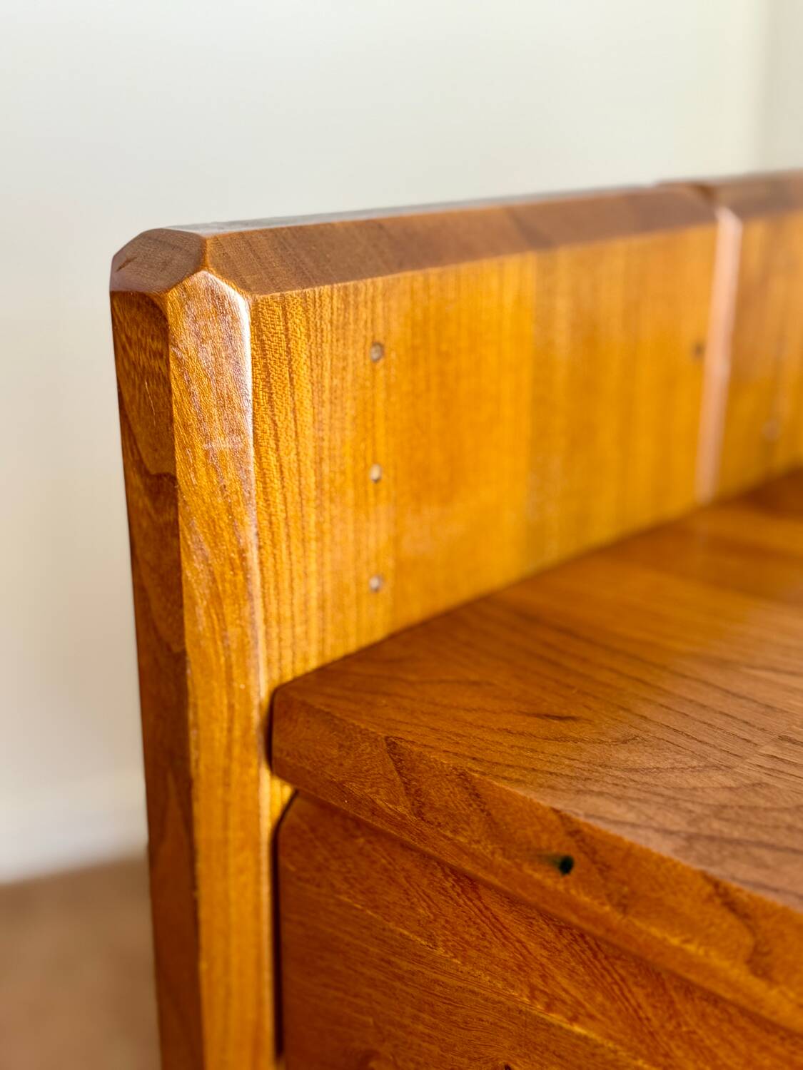 Element Library GO by Pierre Chapo 1980