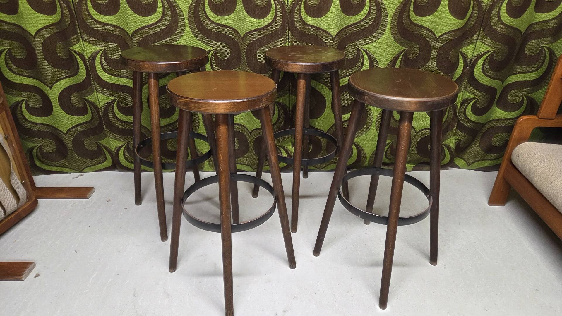 Lot de 4 tabourets de bar vintage  Années 1970