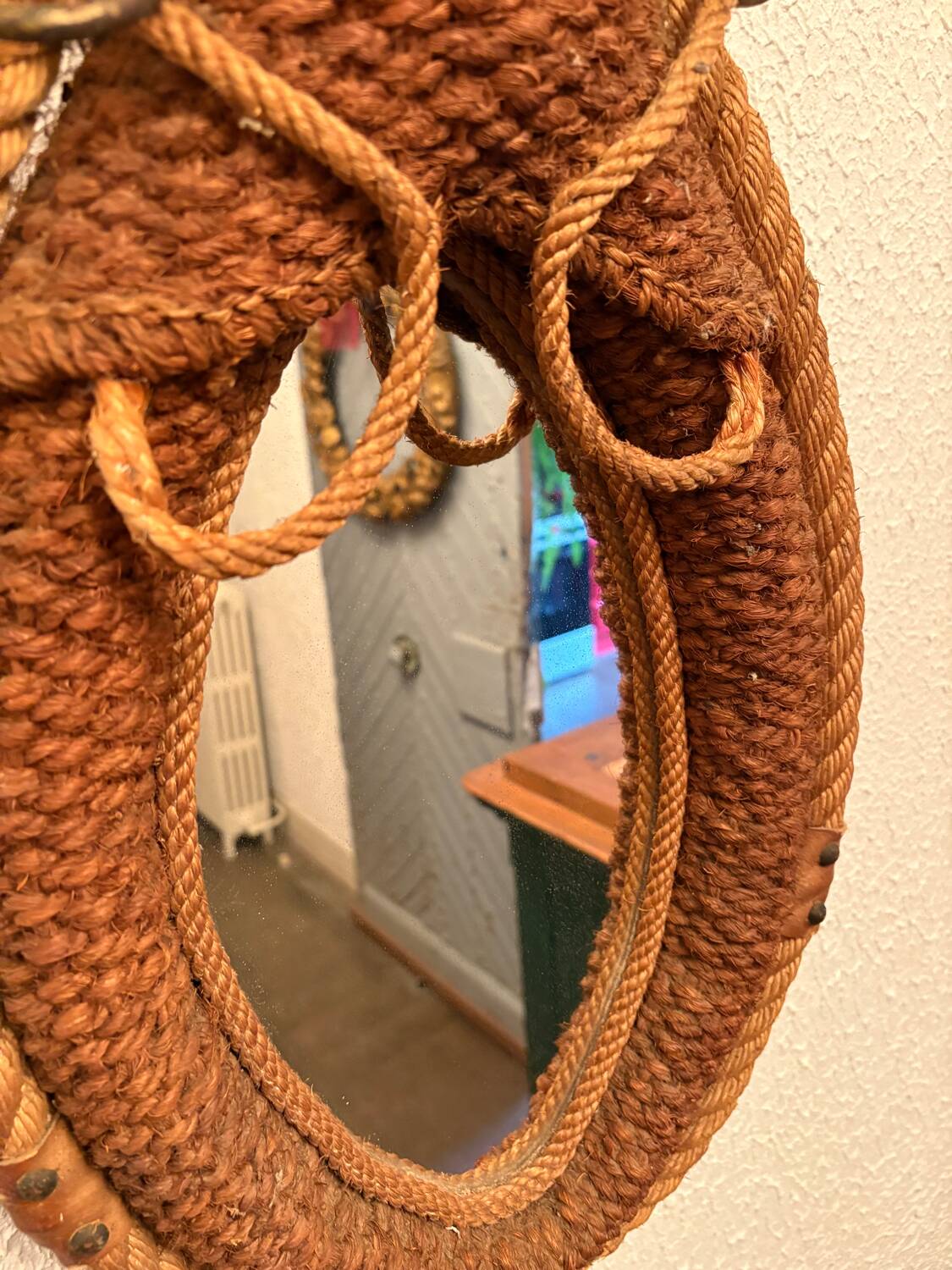 Audoux kitty horse necklace mirror