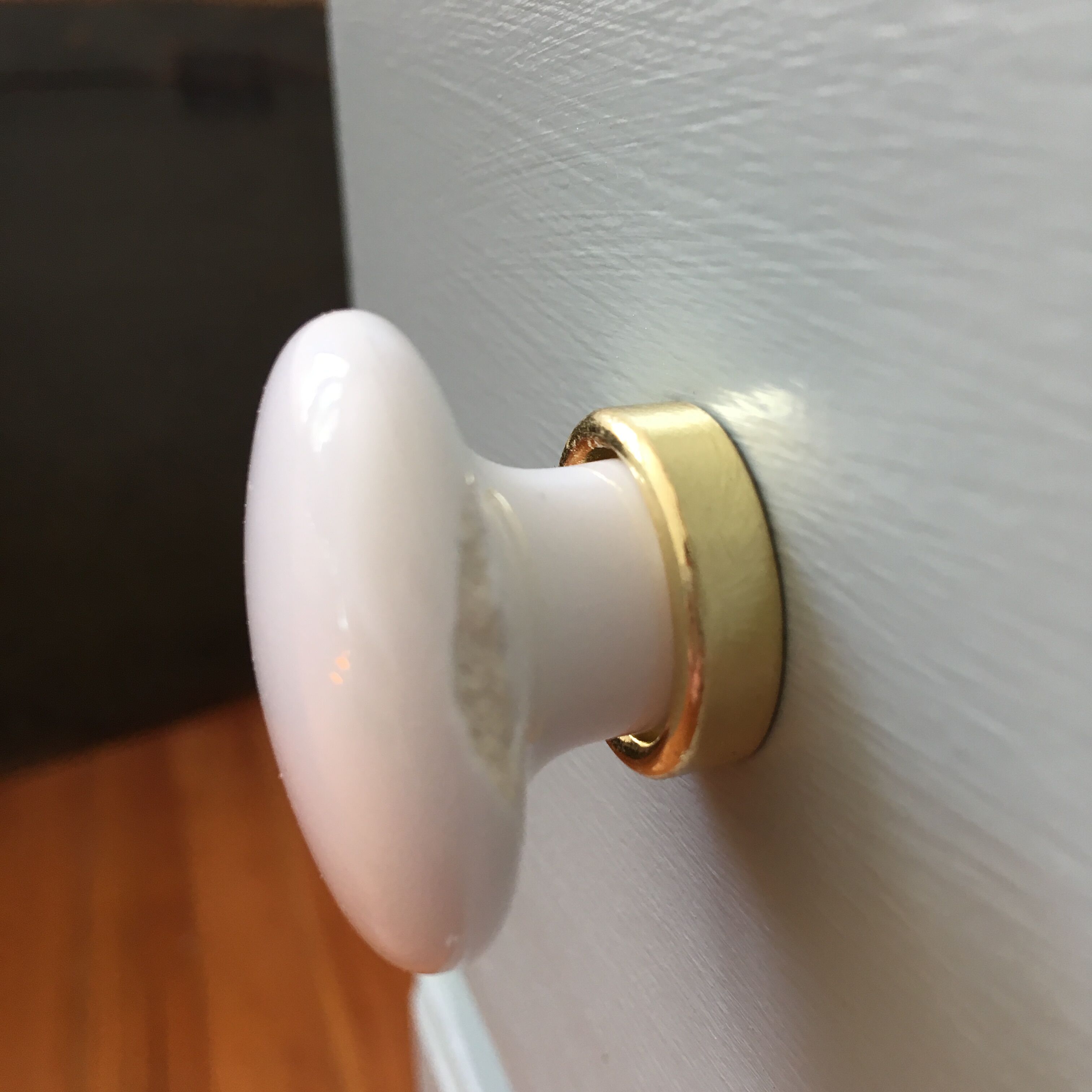 Dresser wooden three drawers