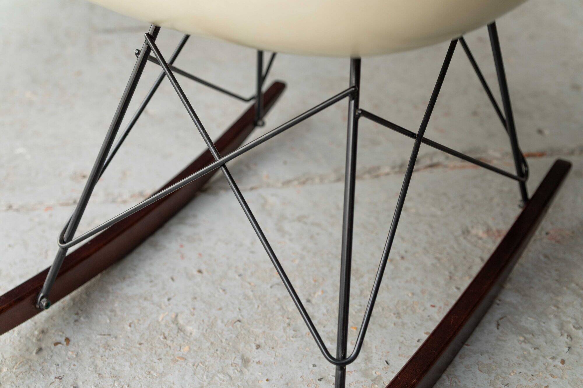 Rocking chair ‘RAR’ by Ray & Charles Eames